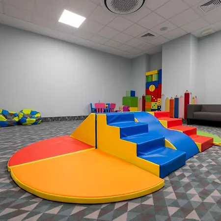 Boho - Nad Morzem W Kolobrzegu Kasprowicza 20c Parking, Basen, Silownia, Bawialnia W Cenie 科沃布热格